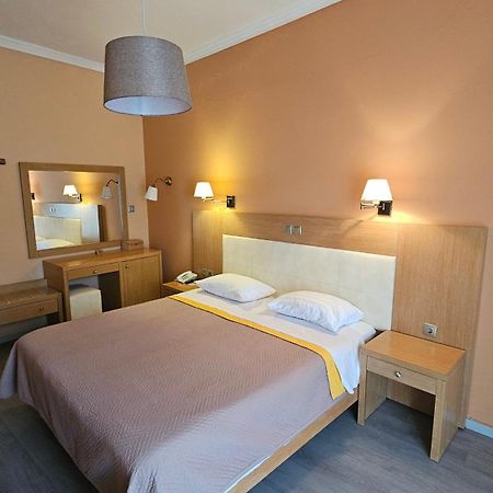 Hotel Idillion Vília Zewnętrze zdjęcie