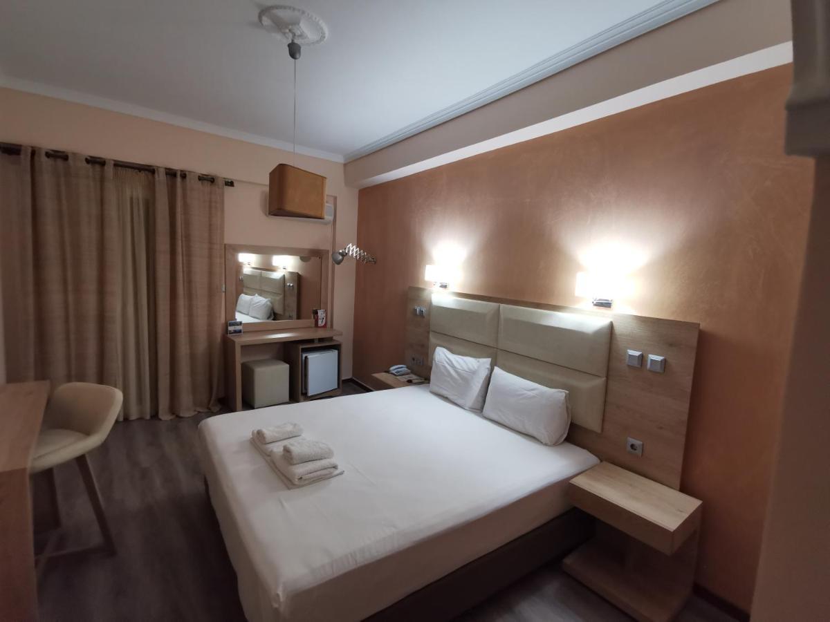 Hotel Idillion Vília Zewnętrze zdjęcie