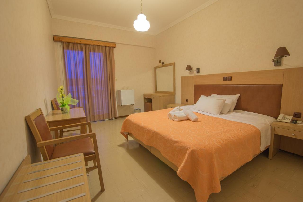 Hotel Idillion Vília Zewnętrze zdjęcie