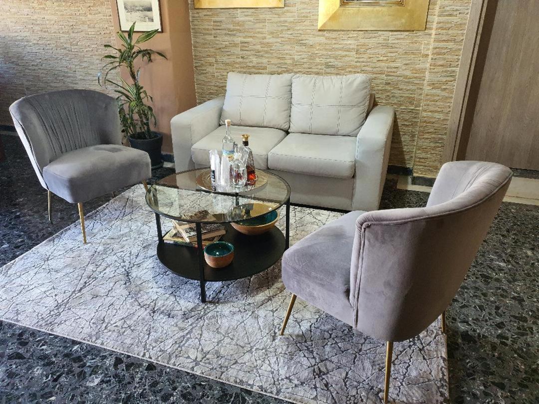 Hotel Idillion Vília Zewnętrze zdjęcie