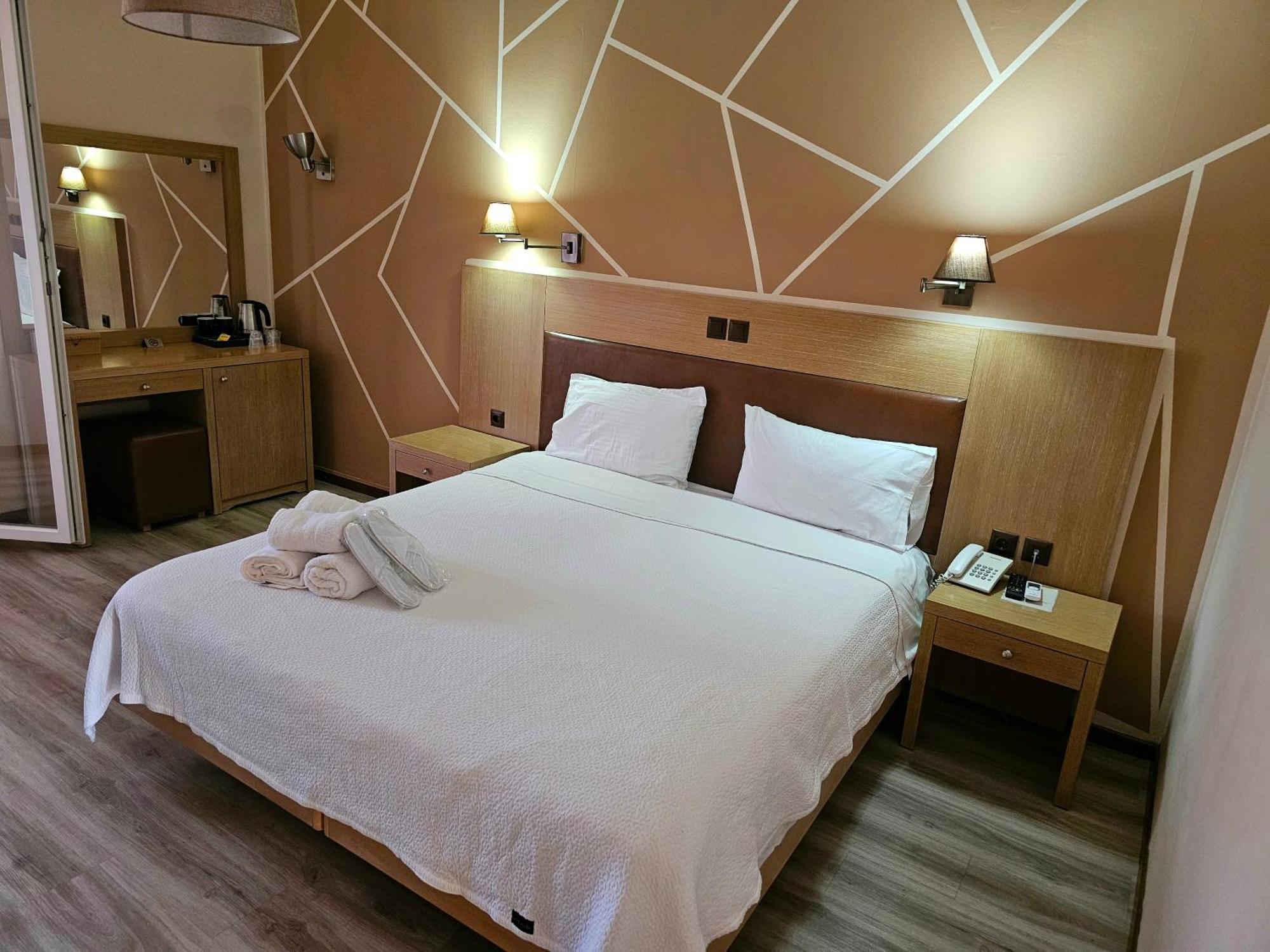 Hotel Idillion Vília Zewnętrze zdjęcie