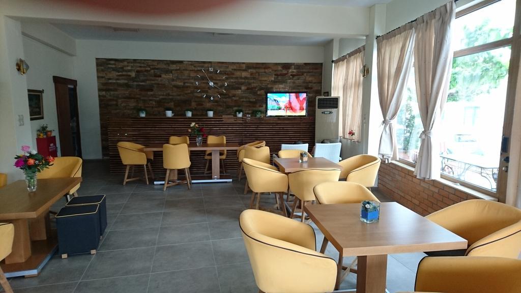 Hotel Idillion Vília Zewnętrze zdjęcie