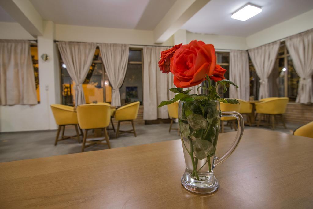 Hotel Idillion Vília Zewnętrze zdjęcie