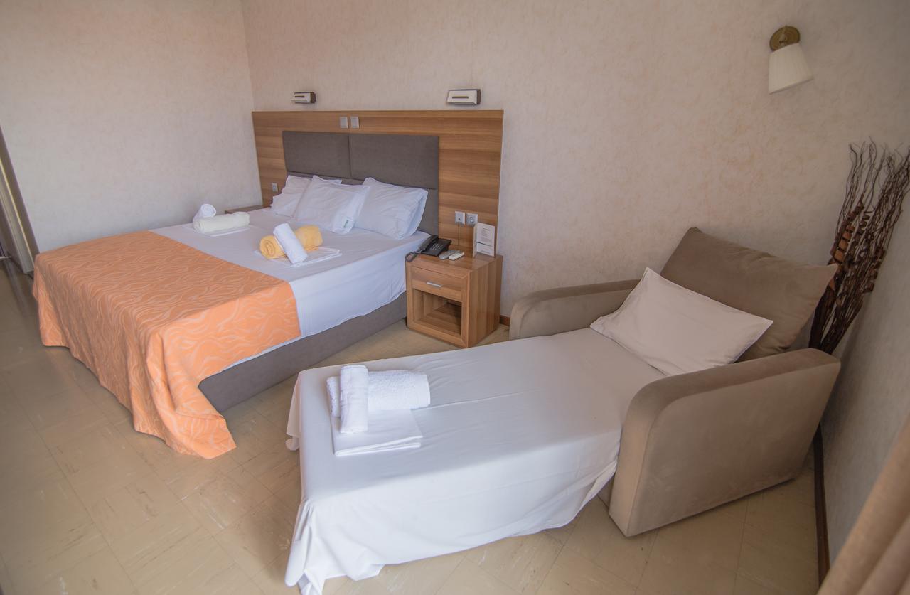 Hotel Idillion Vília Zewnętrze zdjęcie
